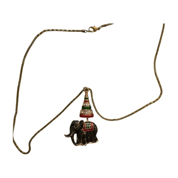 Gold elephant fashion necklace - Picture 1 of 2